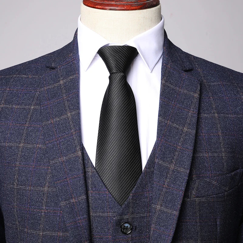 Traje Para Invitado De Boda De Tres Piezas Para Hombre | Moderno