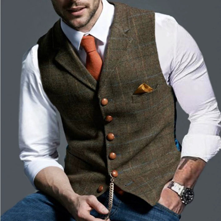 Elegante chaleco a cuadros con botones